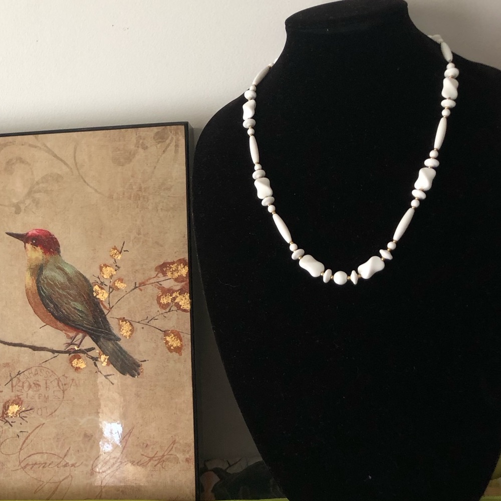 Rare Milk Glass Art Deco Necklace vintage-Antique stunning jewellery collector - Picture 4 of 12